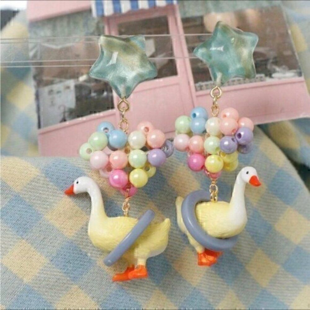 Mother Goose Cute Swan Heart Star Beaded Dopamine Charm Easter Duck  Earrings